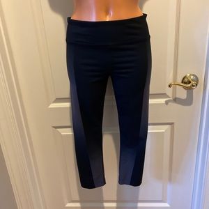 UNDER ARMOUR Black Gray Color Block Ombre Cropped Leggings S Small $69